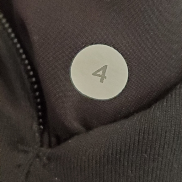 Lululemon / 4 / Luon Long Sleeve Bodycon Dress - Picture 4 of 5